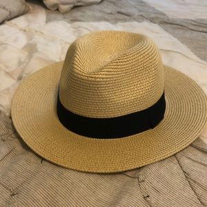 Straw hat with black band